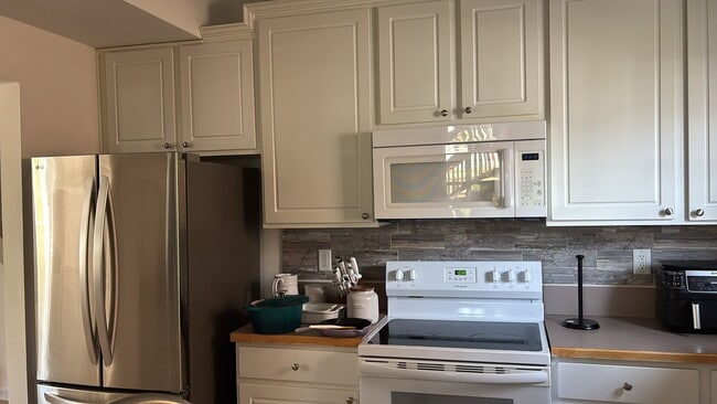 Photo - 809 23rd St