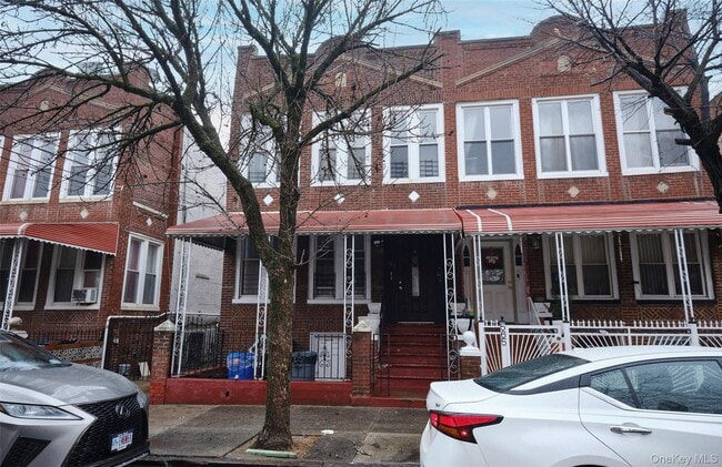 Building Photo - 563 Miller Ave