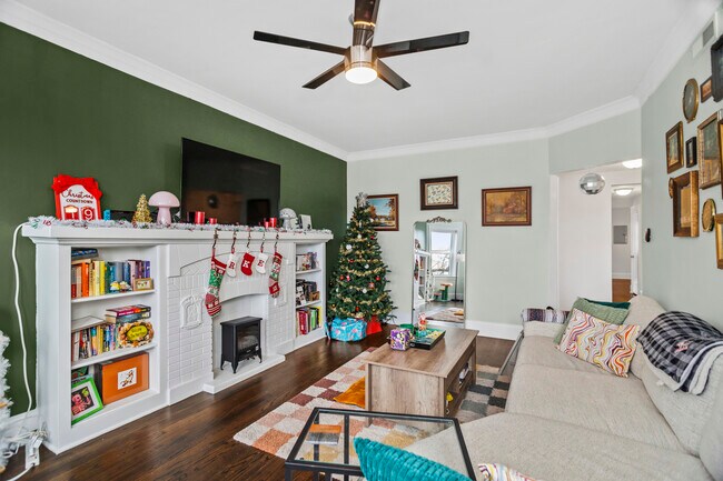 Photo - 4315 N Troy St Unit 2