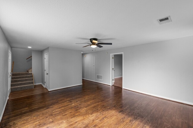 Photo - 206 S Cleveland St