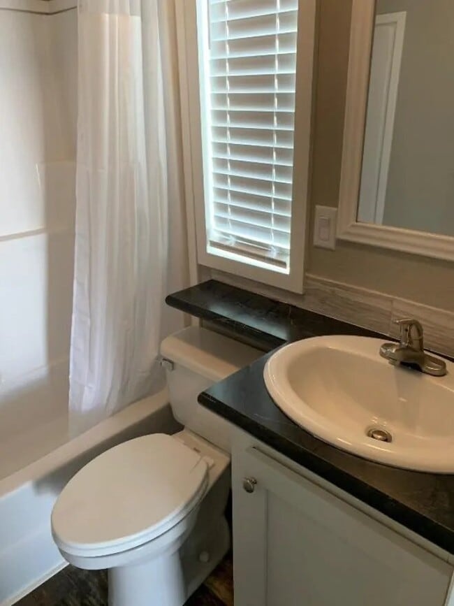Photo - 2580 NE Indian River Dr