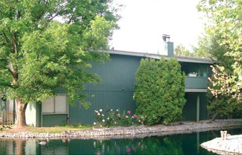 Photo - Heron Lake Apartments