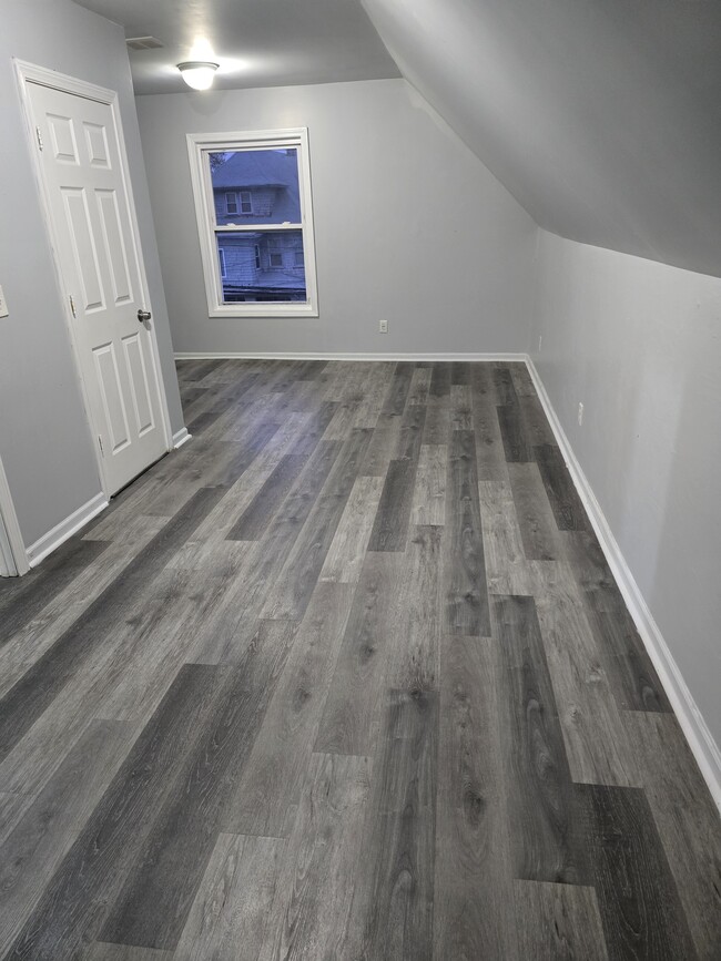 Bedroom#1 view 2 - L shape room - 61 Savoy St Unit Apt#2