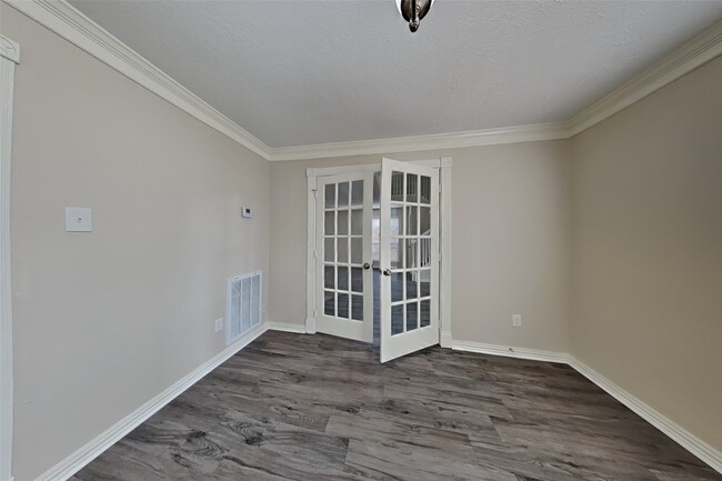 Photo - 5510 Forest Trails Dr