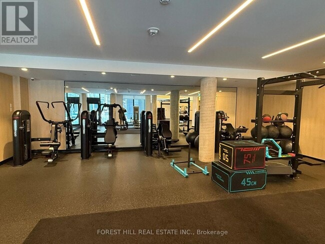 Photo - 2020 Bathurst St Unit 737