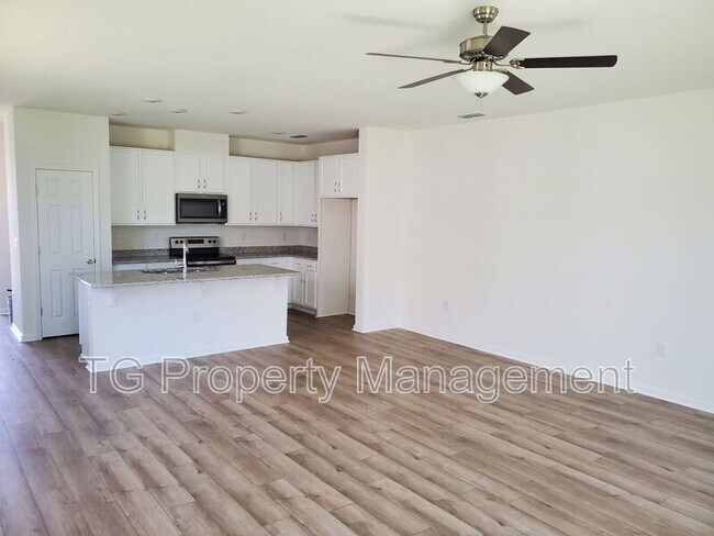 Photo - 26 Great Star Ct