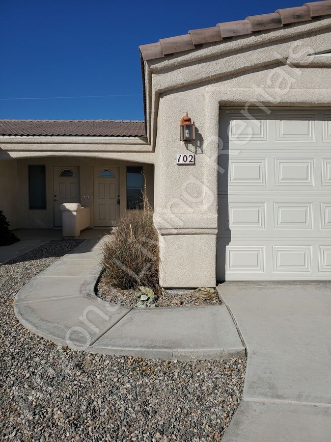 Photo - 3005 Palisades Dr Unit 102