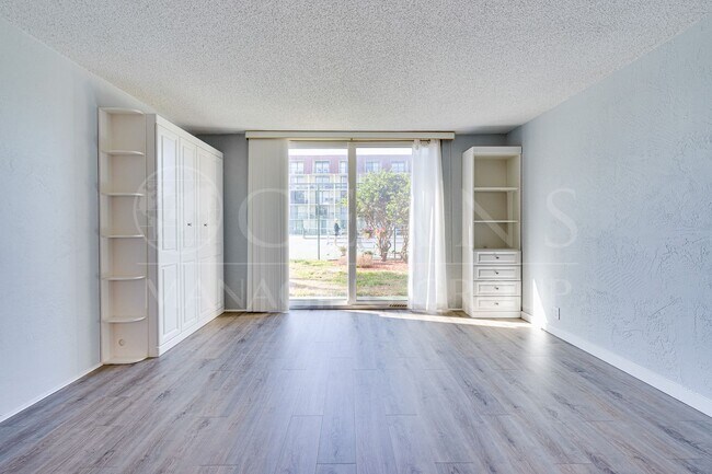 Photo - Charming Beachside 1-Bedroom Condo – Available Now Unit 105