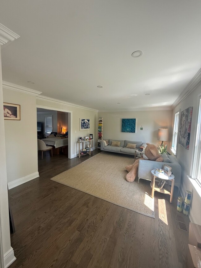 Photo - 19 Lorraine Dr