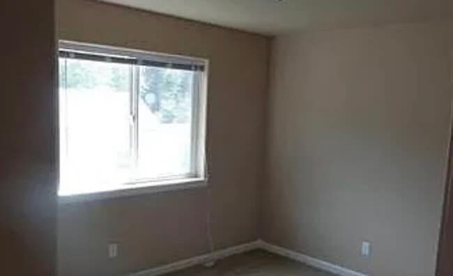 Photo - 2204 10th Ave N