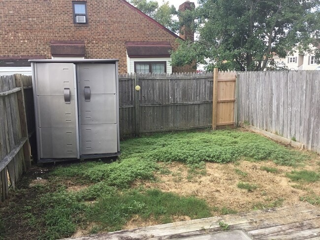 Photo - 2 Bedroom Town home in the heart of Virginia Beach