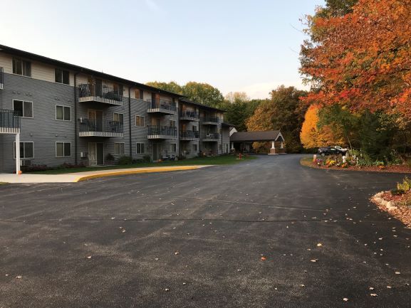 Lakeshore Woods Apartments