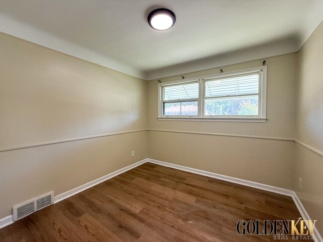 Photo - Spacious Newly Remodeled Ranch!