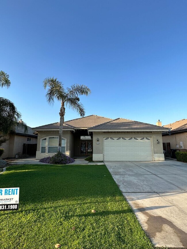 Photo - 4 Bed, 2 Bath Home with Pool in Southwest Bakersfield