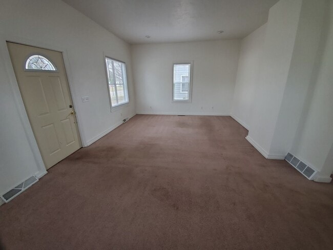 Photo - 206 Wright Ave