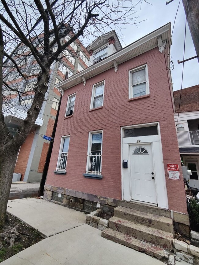 Building Photo - 51 S 21st St Unit 2