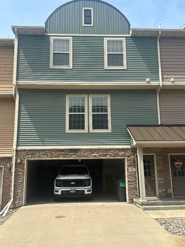 Building Photo - 3600 SE Glenstone Dr Rental
