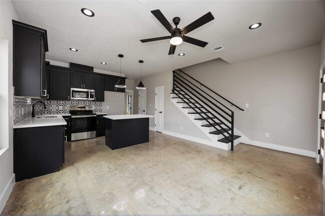 Photo - 2407 Dolly Wright St