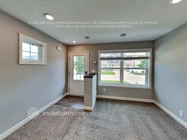 Photo - 1258 Upper 142nd St E