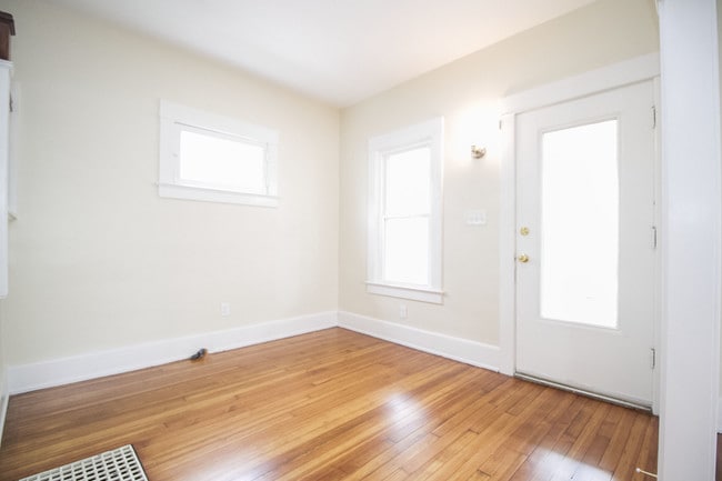 Photo - 726 Ogden Ave