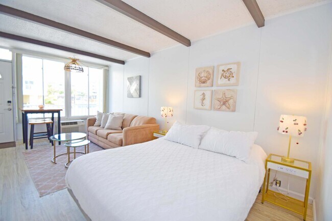 7 45th St Unit Ocean Waye 106