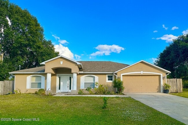 Building Photo - 6415 Muller Ave