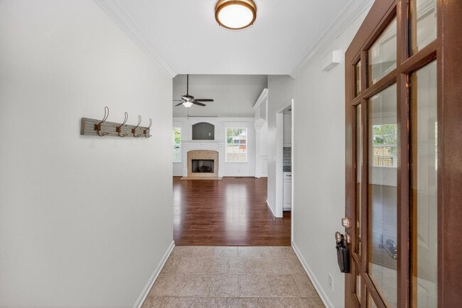 Photo - 197 Red Jacket Trce