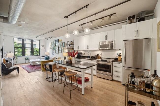 Building Photo - 2125 14th St NW Unit 330 Rental