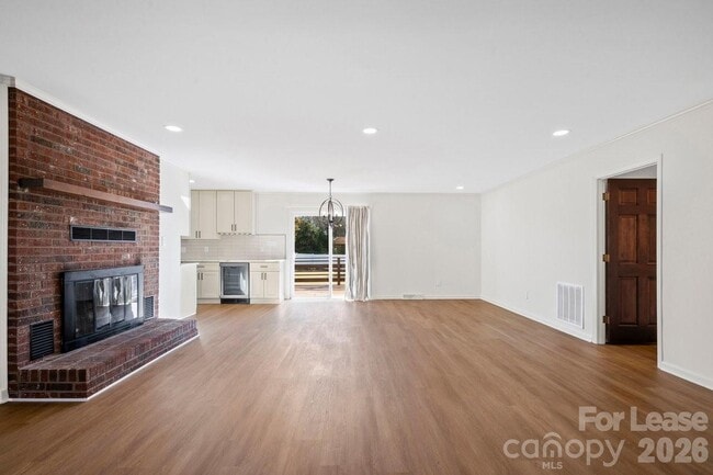 Photo - 16808 Knoxwood Dr