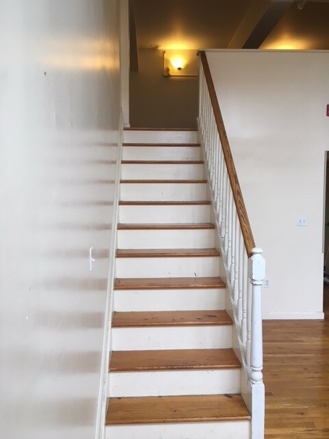 Photo - 220 Straight St