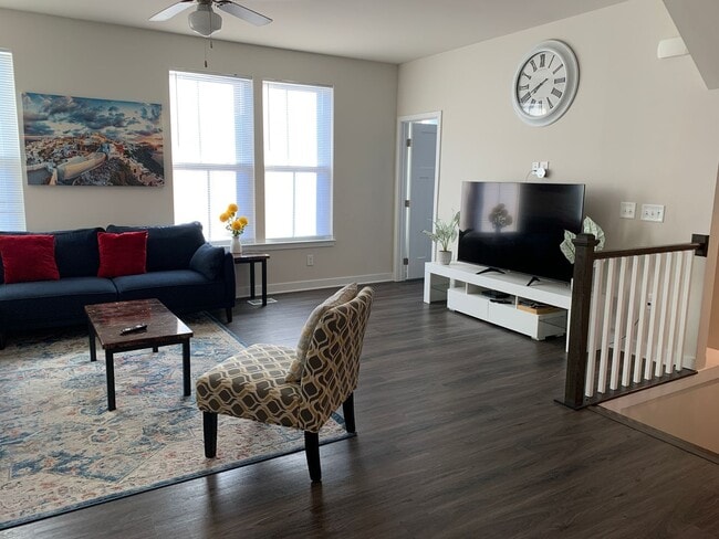 Photo - 4-bedroom, 3.5-bath townhouse in Dye Estates