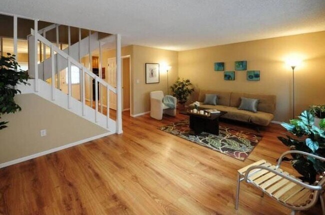 Photo - Charming 2-Bedroom Condo Just Steps from C...