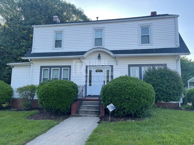 Unbelievable 4bd/2ba Home right next to NC... - Unbelievable 4bd/2ba Home right next to NC...