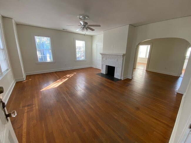 Building Photo - 29 E 34th St Unit 29 E. 34th St. - Apt. 3
