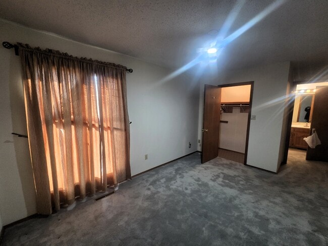 Photo - 2045 S Kentwood Ave