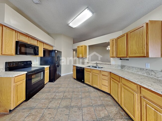 Photo - 2377 Companion Cir E