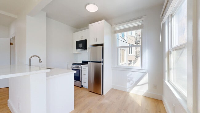 Photo - 4740 Balboa St Unit 202