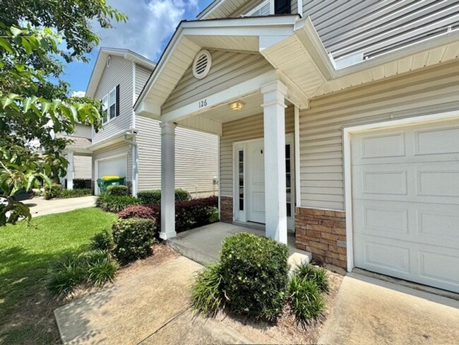 Photo - 126 Farrah Ave