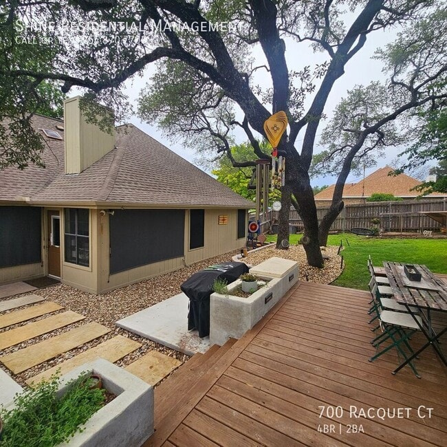 Photo - 700 Racquet Ct