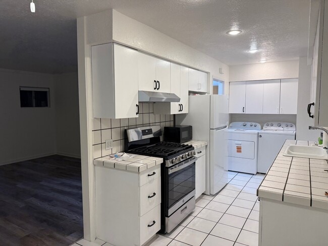 Photo - 12239 W Washington Blvd Unidad B