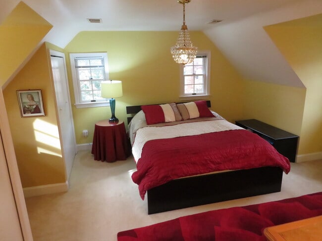 Photo - 1044 26th St S