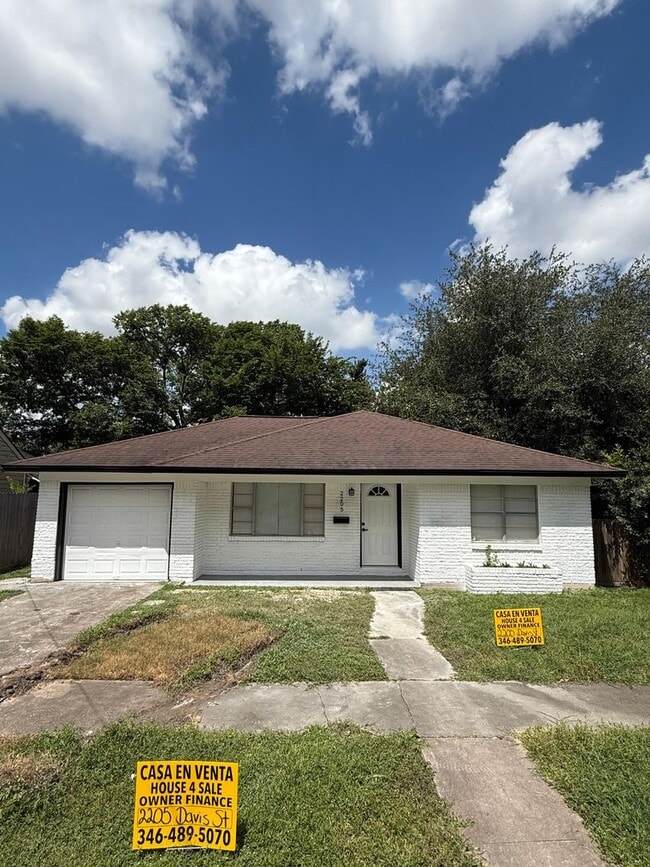 Building Photo - BEAUTIFUL HOME IN HOUSTON. MOVE IN READY!.