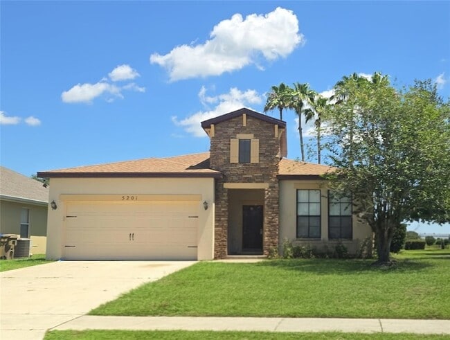 Building Photo - 5201 Sunset Canyon Dr