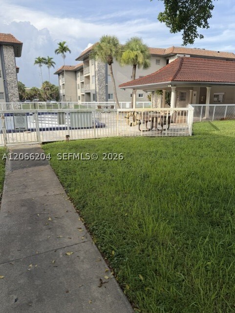 Photo - 6530 Lake Patricia Dr Unit E17