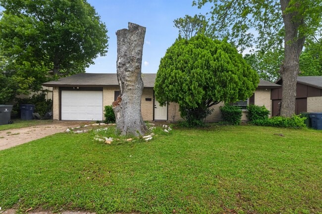 Photo - 302 Independence Dr
