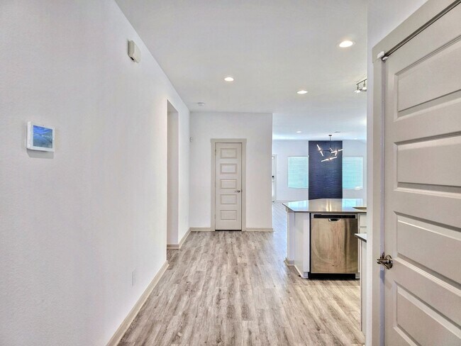 Photo - 28931 Lupo River Ct