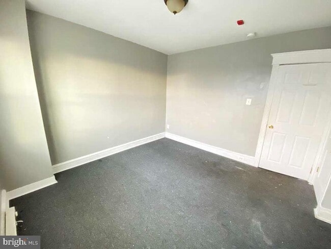 Photo - 408 E Roosevelt Blvd