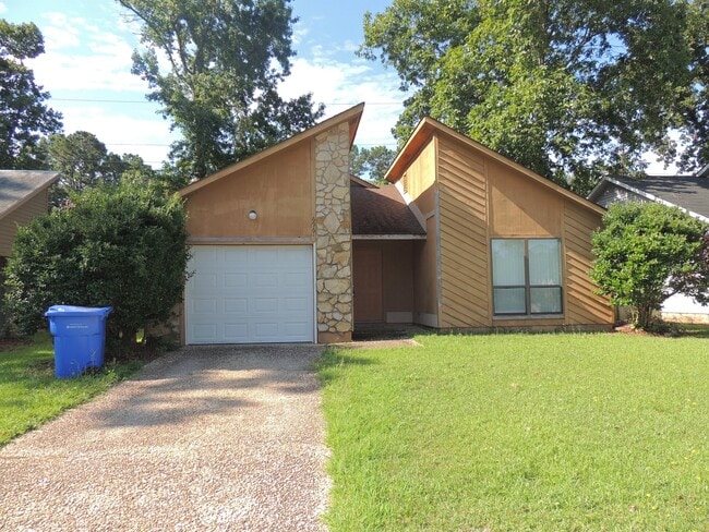 Building Photo - 6961 Candlewood Dr