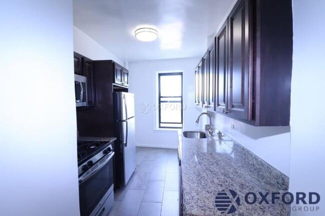 Photo - 2 bedroom in Queens NY 11354 Unit C-2EE