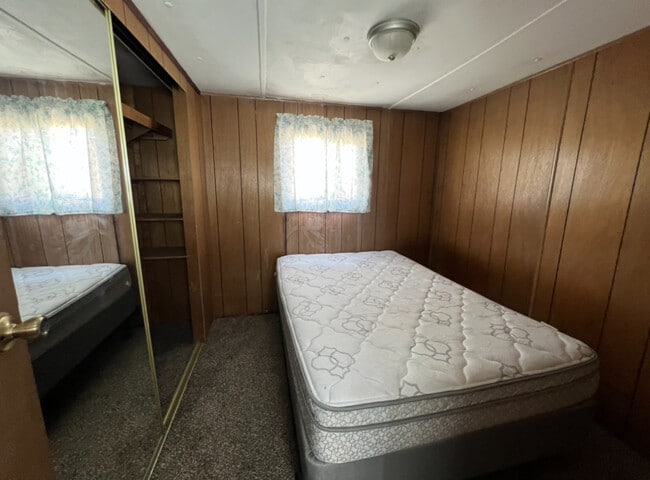 Photo - 1565 Ray's Rd